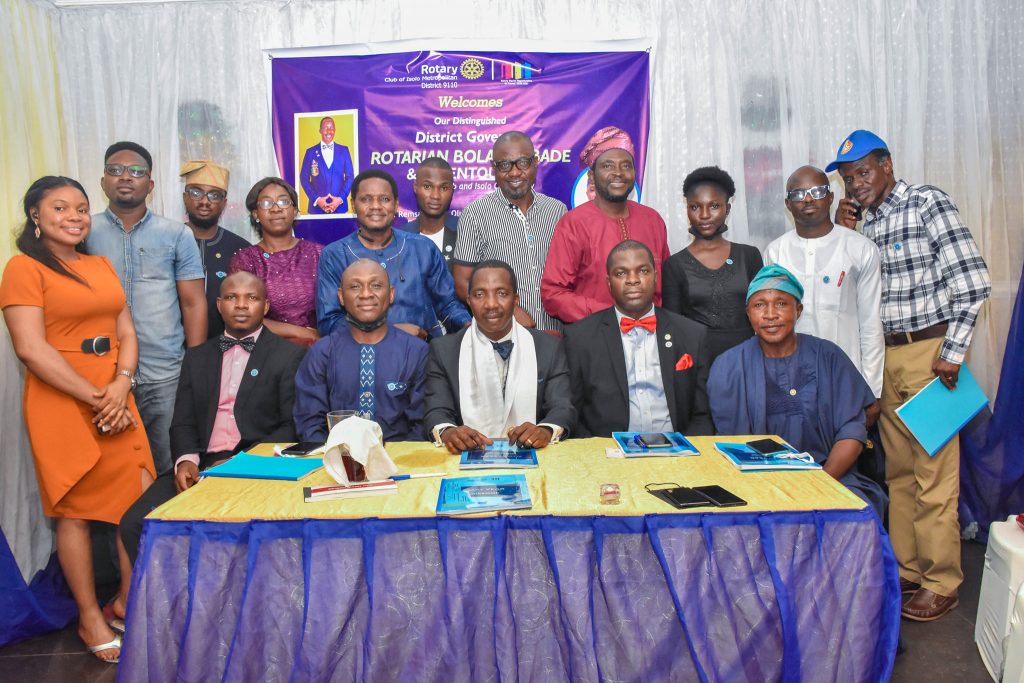 Pictures from District Governor Bola Oyebade’s Visit to Rotary Club of Isolo Metropolitan